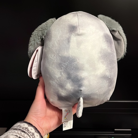 GUSTAVUS with cupcake 8” Squishmallow - Valentines line dog, brand new with tags - Picture 3 of 3